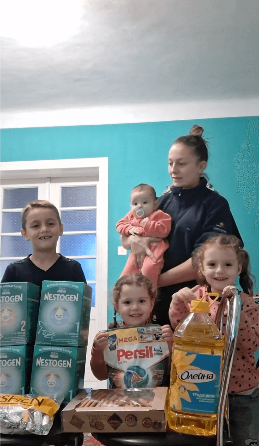 Разом з МЕТRО 3 або "Корзина добра для родин" 6